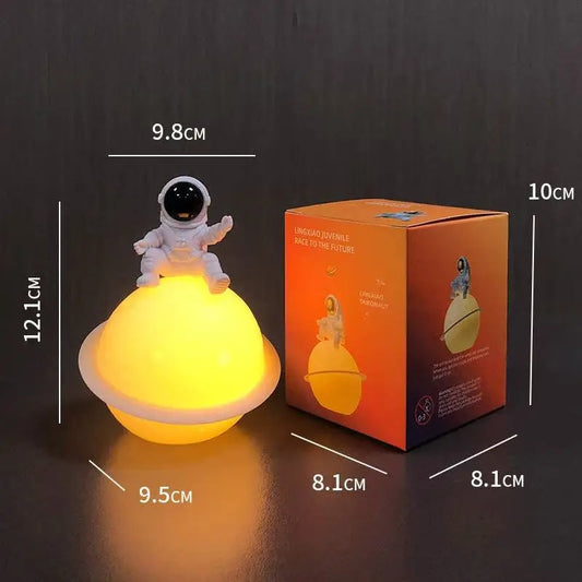 Elumi Lamp